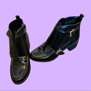 Early 2010’s Anne Klein Ankle Boots.